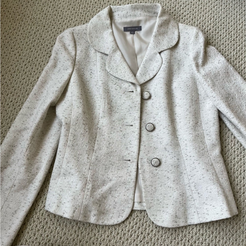 Ann Taylor Jackie O curved collar single breasted blazer jacket cream ecru 6‎